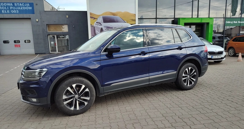 Volkswagen Tiguan cena 102900 przebieg: 175700, rok produkcji 2020 z Halinów małe 254